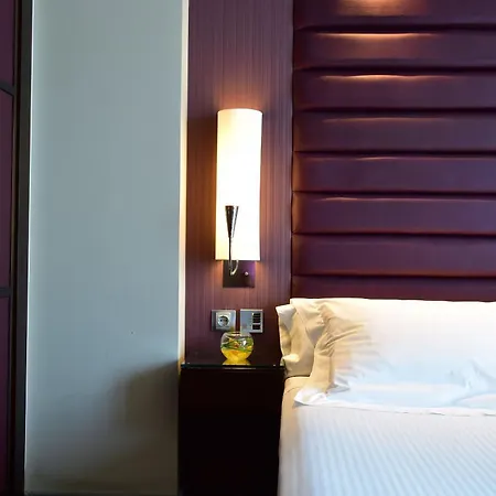 Hotel Pestana Arena 4*
