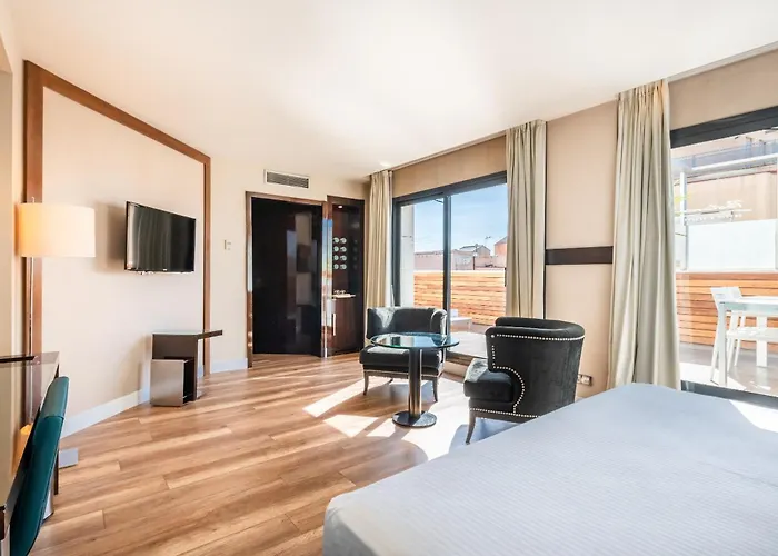 Pestana Arena Hotel 4*