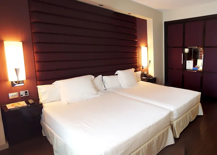 Hotel Pestana Arena 4*