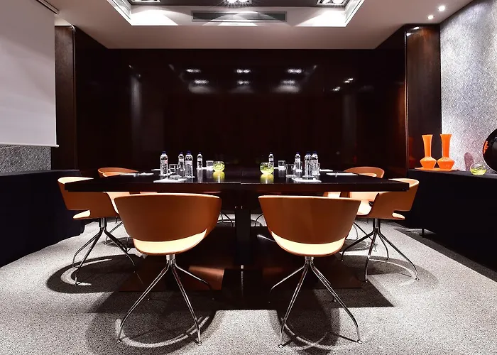 Hotel Pestana Arena 4*